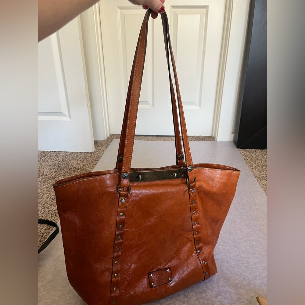 Patricia Nash Benvenuto Leather Tote